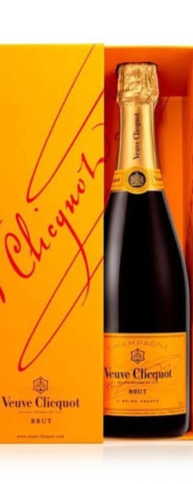 Veuve Clicquot Champagne Brut NV 750ml